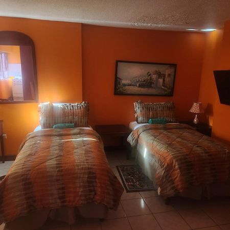 Apartament Turtle Towers Ocho Rios Zewnętrze zdjęcie