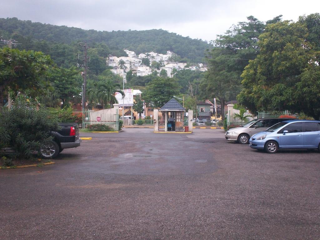Apartament Turtle Towers Ocho Rios Zewnętrze zdjęcie