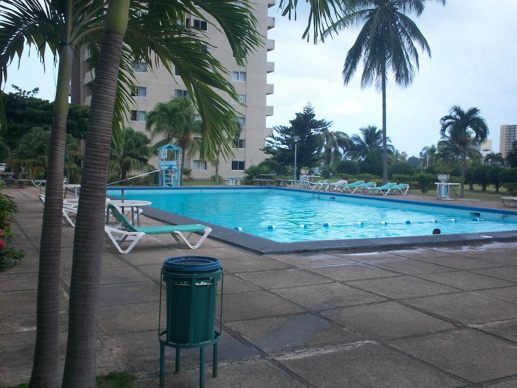 Apartament Turtle Towers Ocho Rios Zewnętrze zdjęcie